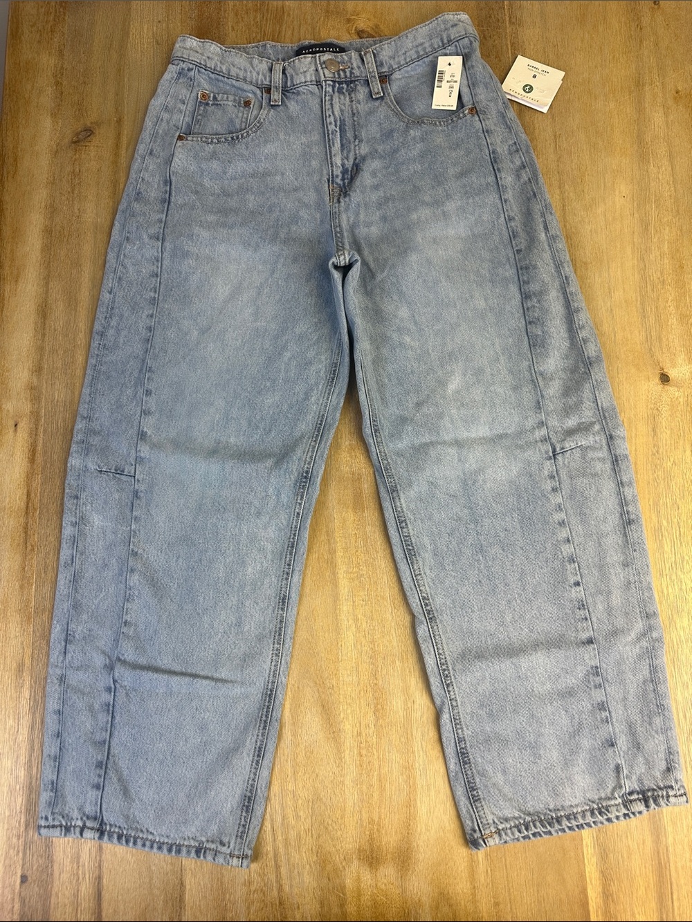 Aeropostale Light Wash Barrel Jeans